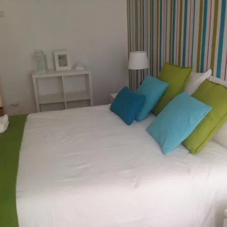 4u Ii בית הארחה ליסבון