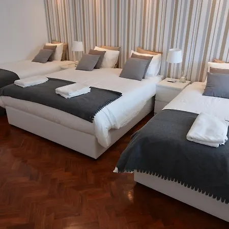 4U Lisbon II Guesthouse *