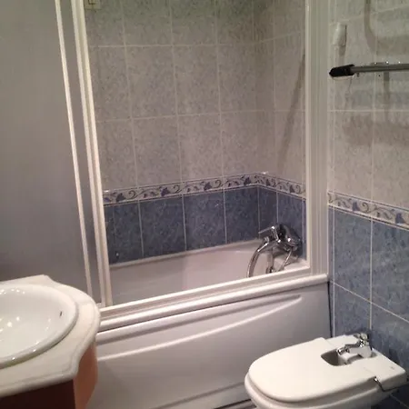 4U Lisbon II Guesthouse Lisbon